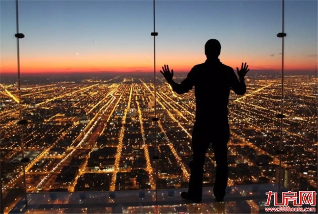 厦飘80后:我那么努力地赚钱,就是想过上简简单单的生活!——九房网 厦飘80后:我那么努力地赚钱,就是想过上简简单单的生活!——九房网