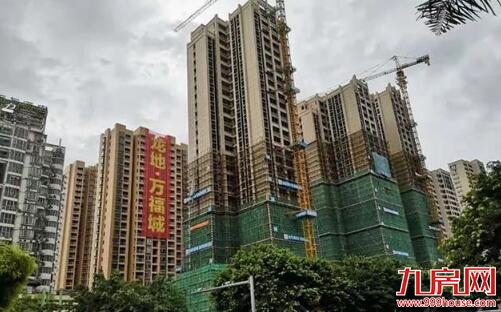 7月楼市呈现波浪线型升降,土拍市场全溢价成交共揽33.1亿元!——九房网 7月楼市呈现波浪线型升降,土拍市场全溢价成交共揽33.1亿元!——九房网